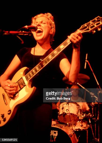American singer-songwriter and guitarist Tanya Donelly, of the American alternative rock band Belly, performs on stage during a concert circa 1993 in...