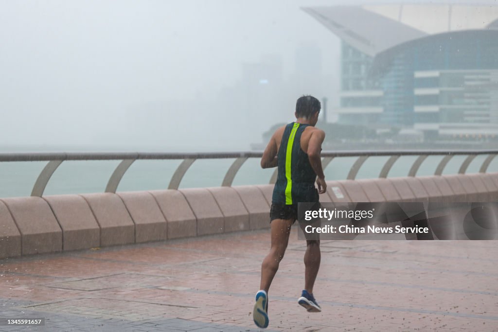 Tropical Storm Affects Hong Kong