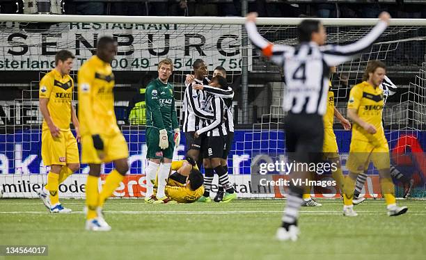 Rogier Molhoek of VVV Venlo,Uche Nwofor of VVV Venlo,goalkeeper Wilko de Vogt of VVV Venlo,Glynor Plet of Heracles Almelo,Lerin Duarte of Heracles...