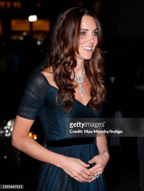 Catherine, Duchess of Cambridge attends The Portrait Gala 2014: Collecting to Inspire at the National Portrait Gallery on February 11, 2014 in...