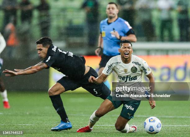 Jadson 33 Jadson Silva Stock Photos, High-Res Pictures, and Images - Getty Images