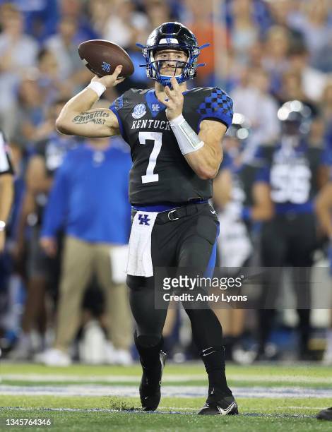 Will Levis of the Kentucky Wildcats throws the ball against the LSU Tigers at Kroger Field on October 09, 2021 in Lexington, Kentucky.