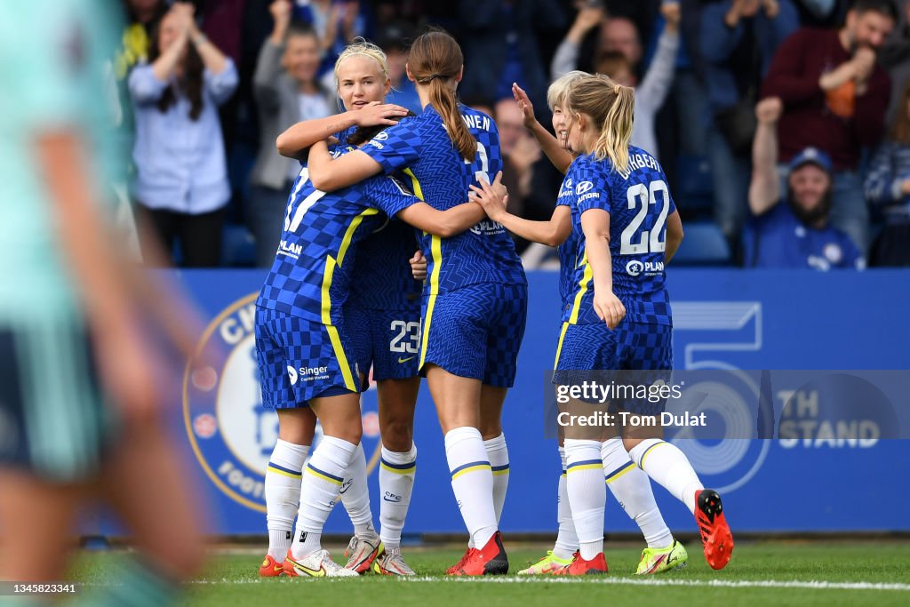 Chelsea Women v Leicester City Women - Barclays FA Women's Super League