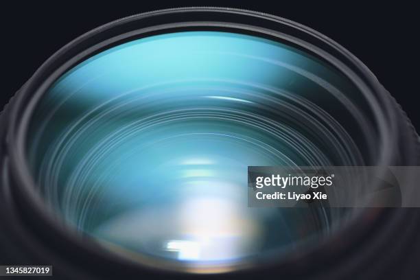 optical lens flare - macro photography stock-fotos und bilder