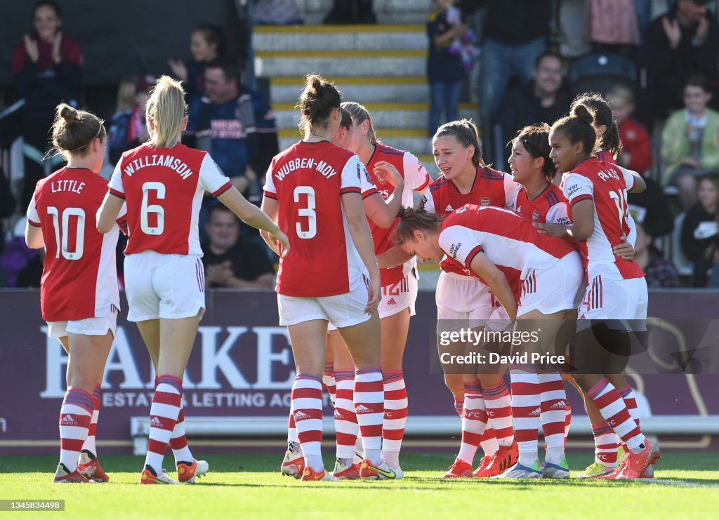 Arsenal Women v Everton Women - Barclays FA Women's Super League