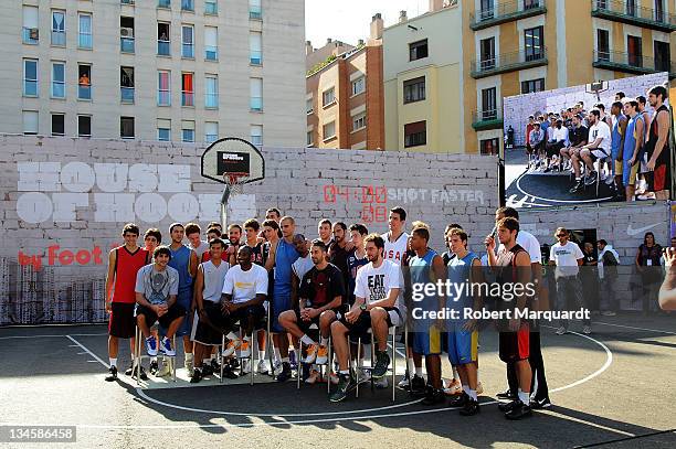 Ricky Rubio of Regal FC Barcelona Kobe Bryant of the Los Angeles Lakers , Juan Carlos Navarro of the Regal FC Barcelona , and Pau Gasol of the Los...