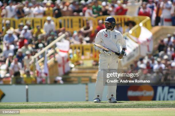 Monty Panesar in action during the 3 Ashes Third Test, Second Day at the WACA Ground in Perth, Australia on December 15, 2006.