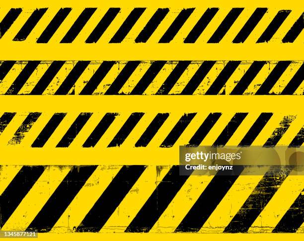 ilustraciones, imágenes clip art, dibujos animados e iconos de stock de símbolo amarillo de líneas de señales de advertencia grunge - señal de advertencia
