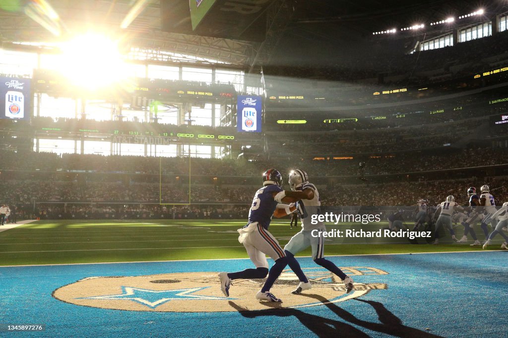 New York Giants v Dallas Cowboys