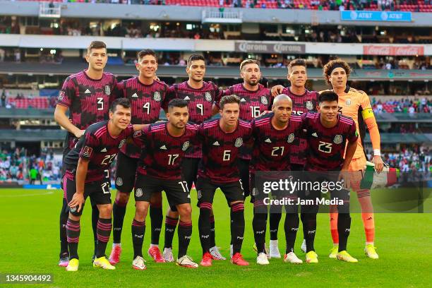 Cesar Montes, Edson Alvarez, Raul Jimenez, Hector Herrera, Hector Moreno, Guillermo Ochoa, Hirving Lozano, Jesus Corona, Francisco Sebastian Cordova,...