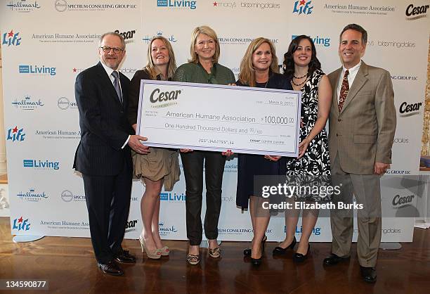 Eric Bruner, Tierney Monaco, Martha Stewart, Dr. Robin Ganzert, Melissa Martellotti, and Geoff Browne attend the American Humane Humanitarian Award...