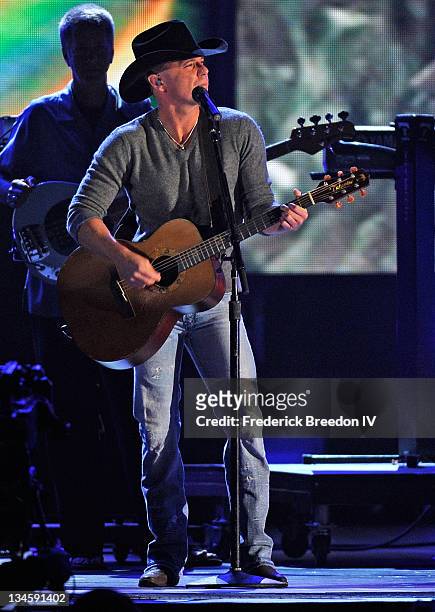 Kenny Chesney performs at the 44th Annual CMA Awards at the Bridgestone Arena on November 10, 2010 in Nashville, Tennessee.