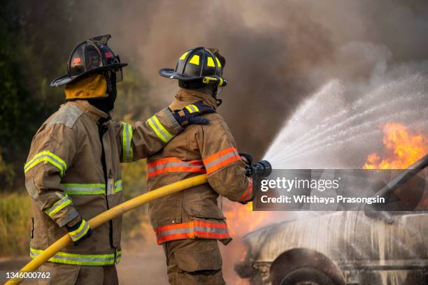 Firemen 2 Firemen Photos and Premium High Res Pictures - Getty Images