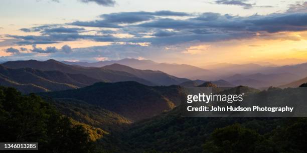 scenes from maggie valley, north carolina and great smoky mountains national park - parco nazionale great smoky mountains foto e immagini stock