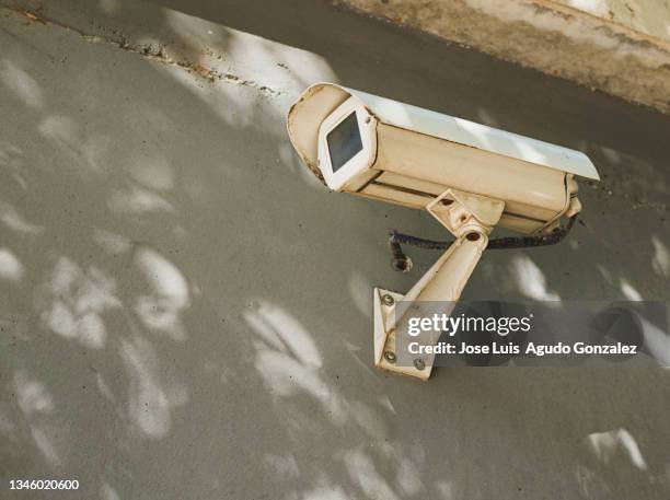 817 Old Security Cameras Stock Photos, High-Res Pictures, and Images ...