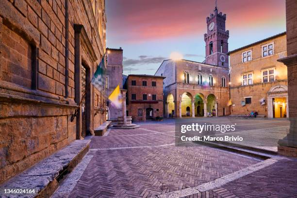 pienza val d'orcia tuscany italy - marco brivio stock-fotos und bilder