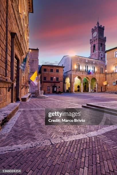 pienza val d'orcia tuscany italy - marco brivio stock-fotos und bilder