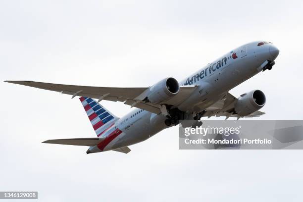 Boeing 787 Dreamliner American Airlines. Planes taking off and landing at Leonardo da Vinci airport. Fiumicino , October 11th, 2021