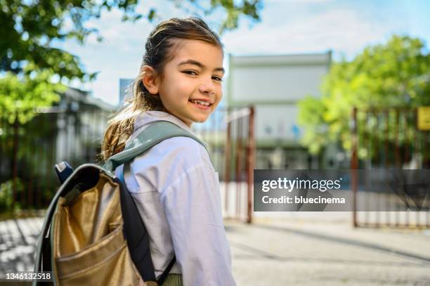 elementary student going back to school - school routine stock pictures, royalty-free photos & images