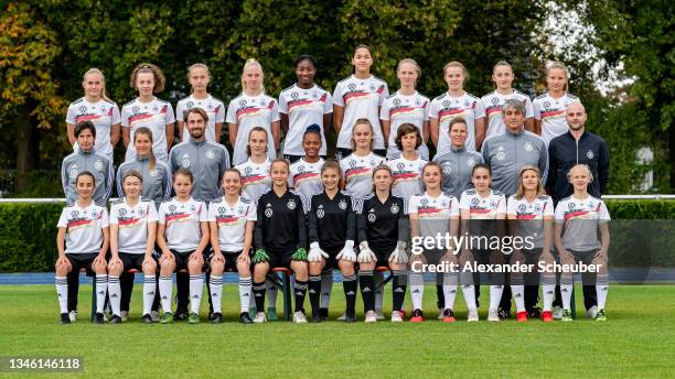 Katharina Schaefer, Anja Zollner, Marie Voth, Mailin Tenhagen, Toyosi Doherty, Hannah Lengkey, Emilia Grund, Mia Mohr, Lisa Beyer, Lina Szaraz Head...