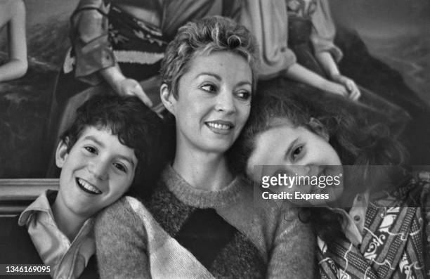 British actress Yolande Turner with her children Charles Peter and Samantha, UK, 10th February 1974. Their father is actor Peter Finch, and Charles...