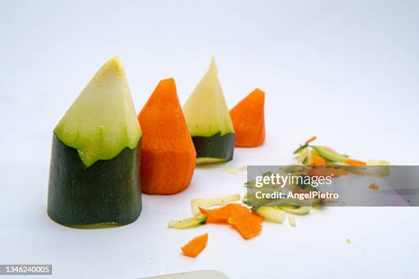 salat with zucchini and carrot - zanahoria stock pictures, royalty-free photos & images