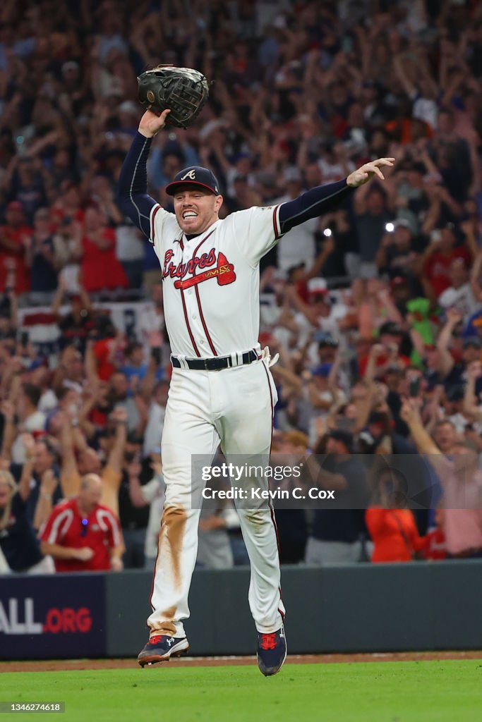 Division Series - Milwaukee Brewers v Atlanta Braves - Game Four