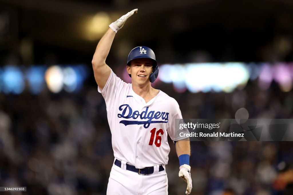 Division Series - San Francisco Giants v Los Angeles Dodgers - Game Four