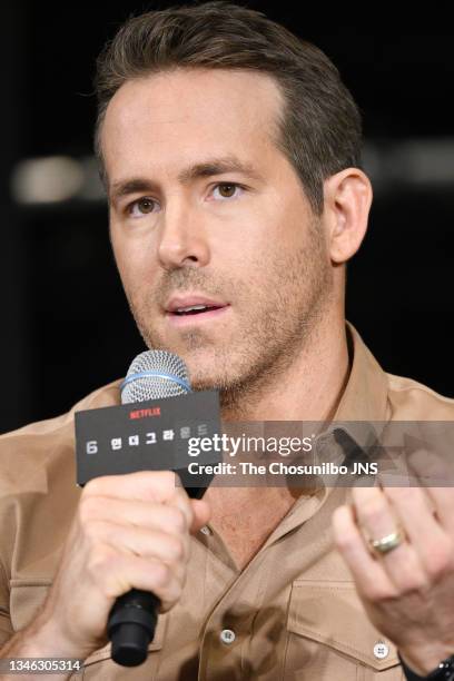 Actor Ryan Reynolds attends the world premiere of Netflix film '6 Underground' at Four Seasons Hotel on December 02, 2019 in Seoul, South Korea.