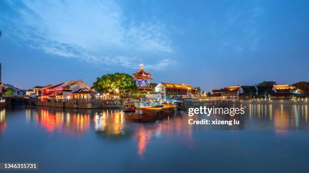 night view of shantang ancient street in suzhou - suzhou - fotografias e filmes do acervo