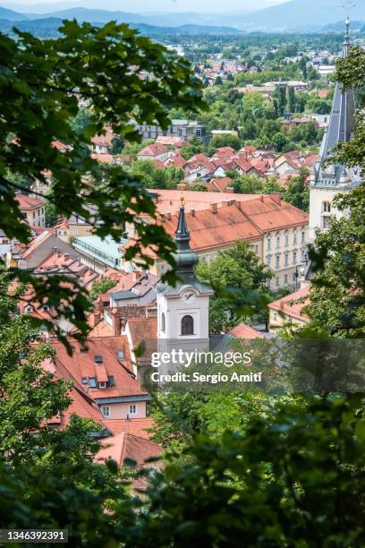 ljubljana’s cerkev sv. florjana - ljubljana slovenia stock pictures, royalty-free photos & images