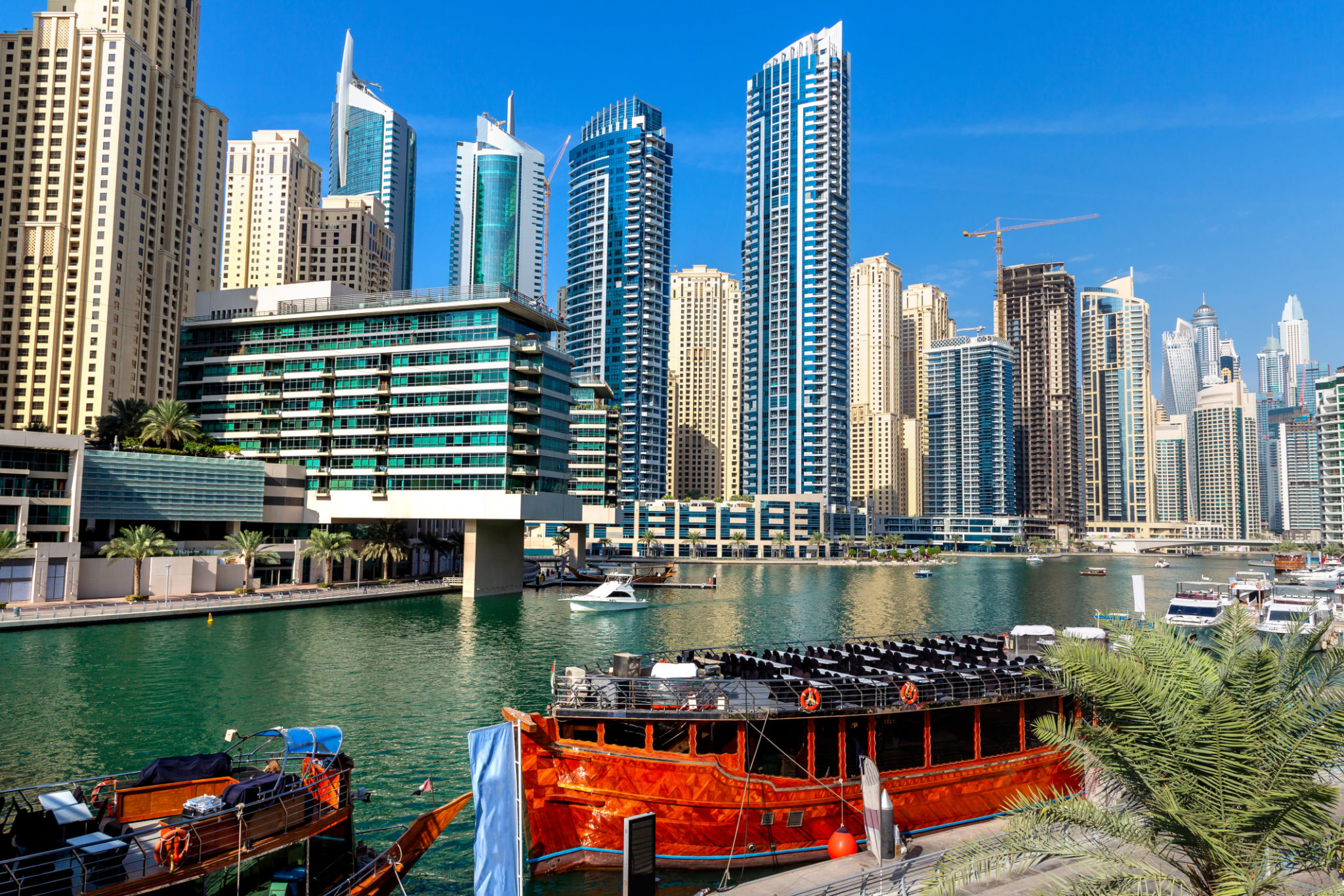Dhow cruise in Dubai Marina Dhow cruise in Dubai Marina