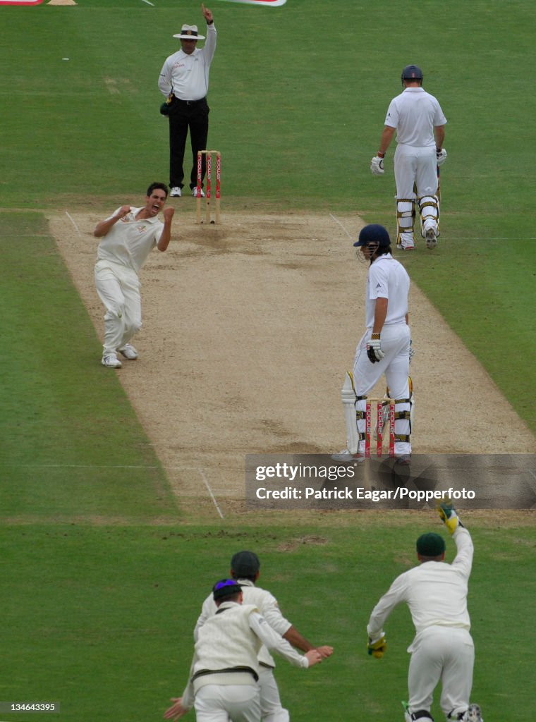 England v Australia, 1st Test, Cardiff, Jul 09