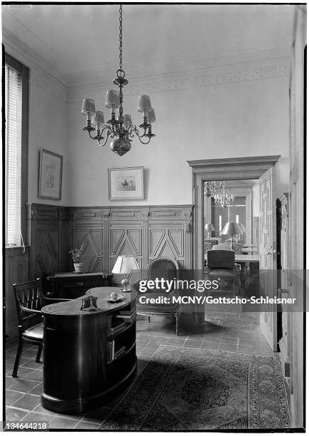 Frick Art Reference Library Photos and Premium High Res Pictures