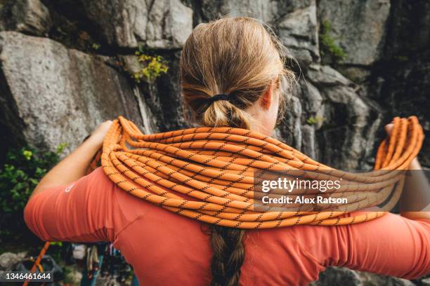 Let Go Rope Photo 3,519 Rock Climber Letting Go Stock Photos, High-Res Pictures, and ...