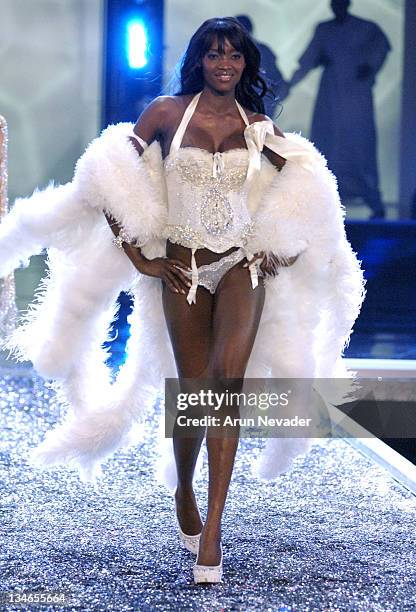 Oluchi Onweagba during 11th Victoria's Secret Fashion Show - Runway at Kodak Theatre in Hollywood, California, United States.