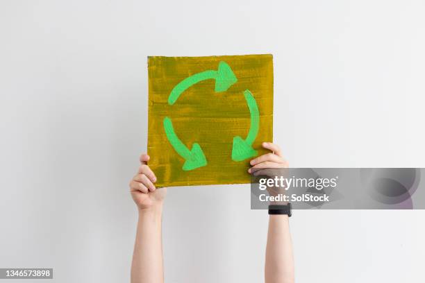 recycling will help our planet - circulaire economie stockfoto's en -beelden