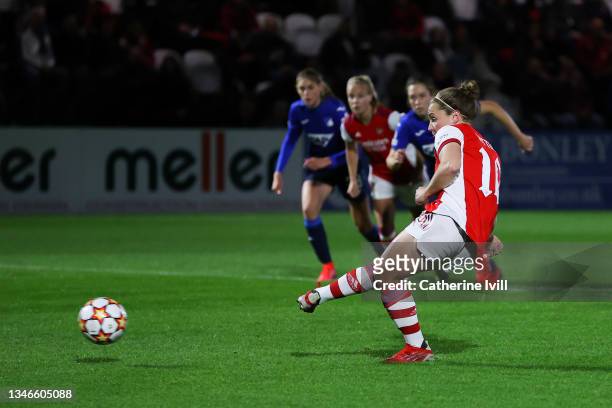 Kim Little of Arsenal Women FC scores his team's first goal from the penalty spot during the UEFA Women's Champions League group C match between...
