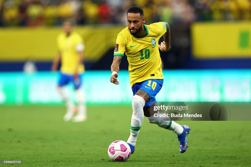 Brazil v Uruguay - FIFA World Cup 2022 Qatar Qualifier