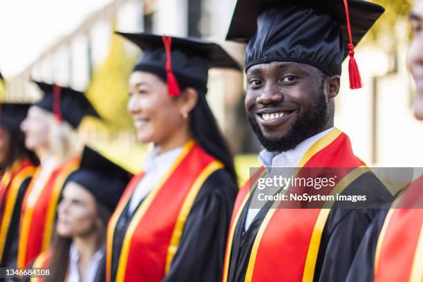 Graduating Medical Field Medical Graduation Photos and Premium High Res Pictures - Getty Images