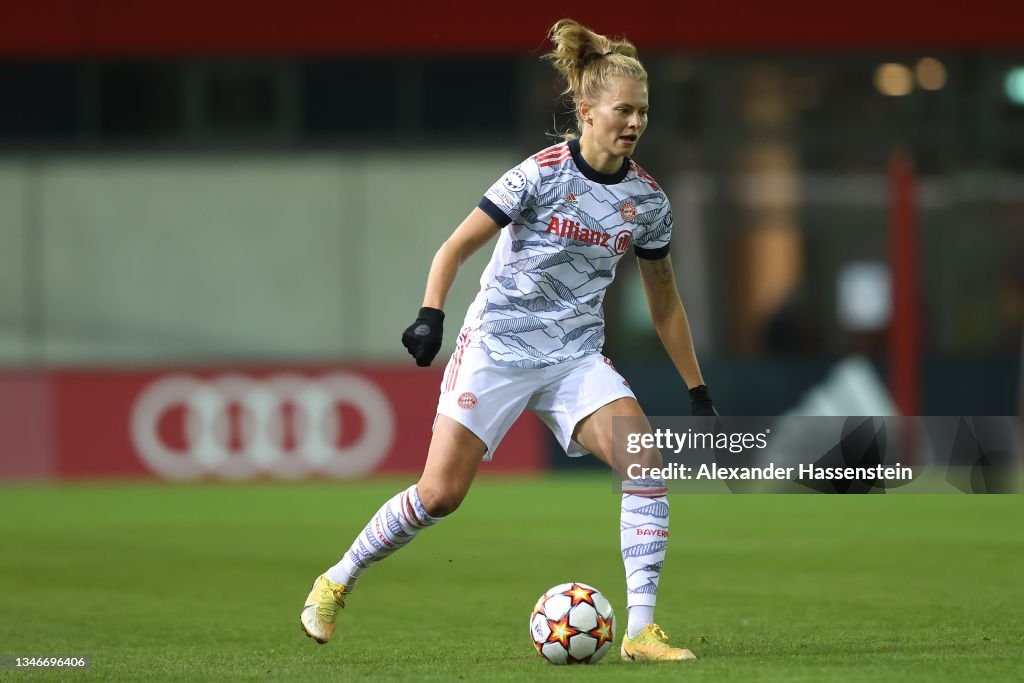Bayern Muenchen v BK Haecken: Group D - UEFA Women's Champions League