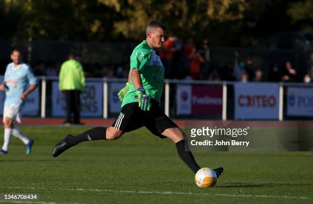 Goalkeeper of VCF Nicolas Douchez during the charity football match between Varietes Club de France and CHI PSG , to benefit 'Fondation des Hopitaux'...