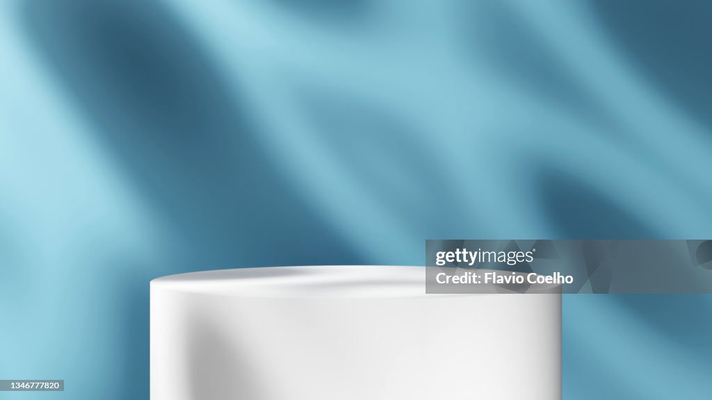 Cylindrical product display