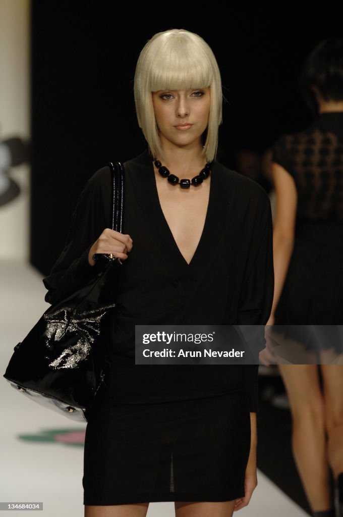 Mercedes-Benz Spring 2007 Los Angeles Fashion Week at Smashbox Studios - Louis Verdad - Runway