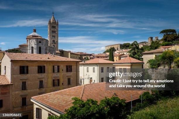 massa marittima, province of grosseto, medieval town in tuscany, italy - massa fotografías e imágenes de stock