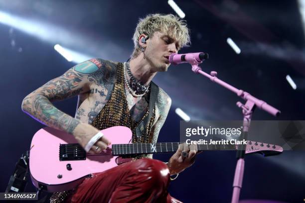Machine Gun Kelly performs at The Greek Theatre on October 15, 2021 in Los Angeles, California.