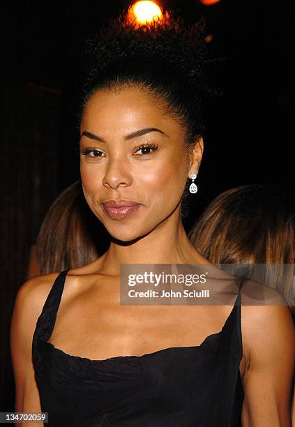 Sophie Okonedo during Backstage Creations 2005 Screen Actors Guild Awards - The Talent Retreat - Day 2 at Shrine Auditorium in Los Angeles,...