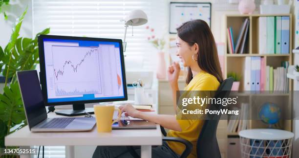 What Is Representative Money Photos And Premium High Res Pictures what-is-representative-money-stock-fotos-und-bilder-getty-images