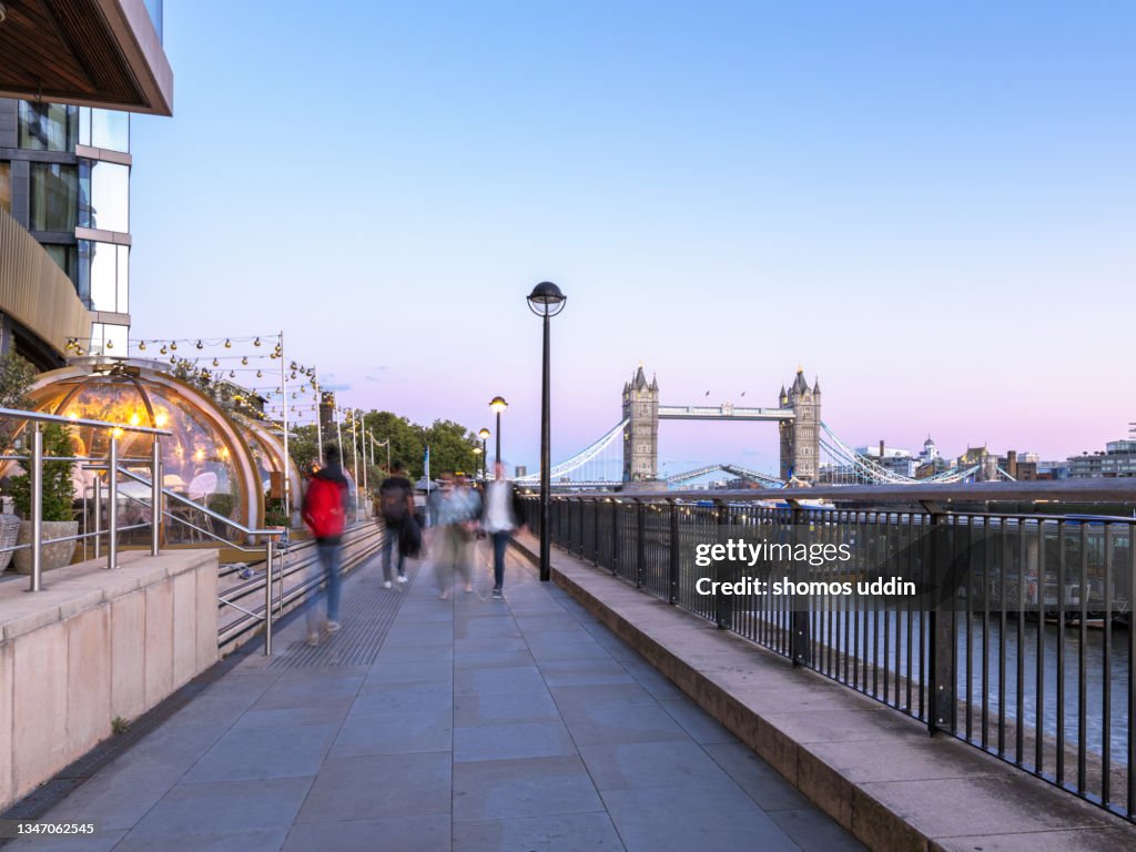 London city landmark at dusk against pink blue sky