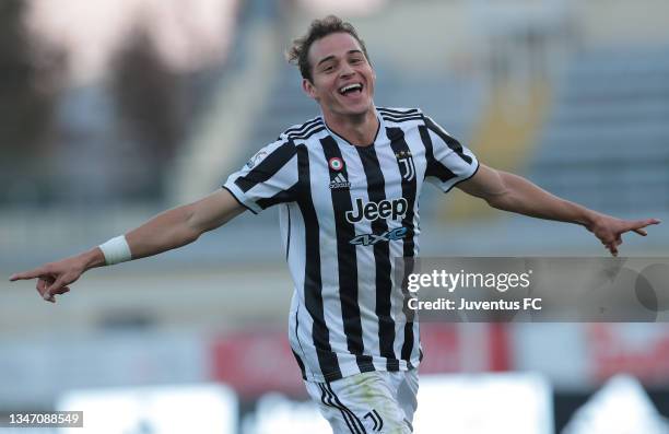 Nikola Sekulov of Juventus celebrates his goal during the Serie C match between Juventus U23 and Seregno at Stadio Giuseppe Moccagatta on October 17,...